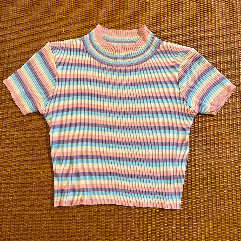 Ribbed Pastel Rainbow Cropped Turtleneck T-shirt
